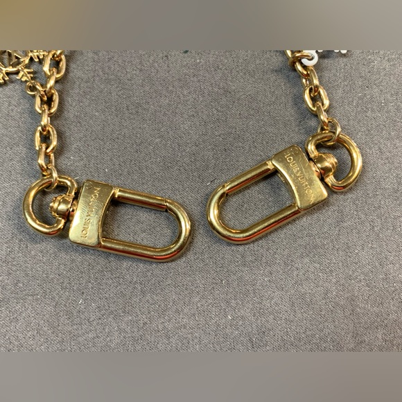 Louis Vuitton Vivienne Ice Skate Chain Bag Charm M01440 - Picture 6 of 16